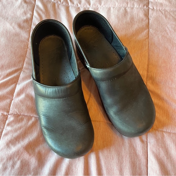Dansko oiled black classic clog size 42 - Picture 1 of 3
